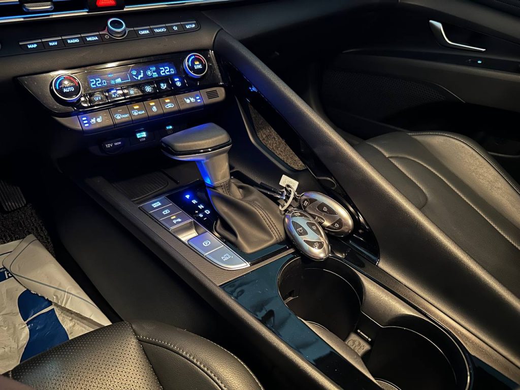 Hyundai The New Avante (CN7) 1.6 Modern