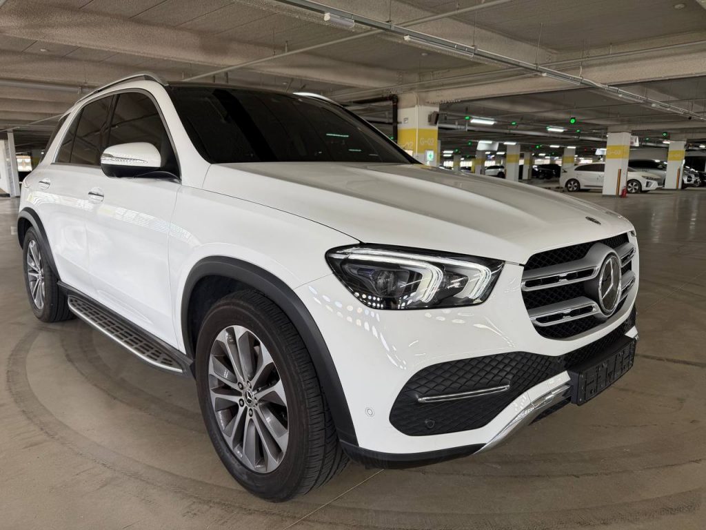 Mercedes Benz GLE-class W167 GLE300d 4MATIC