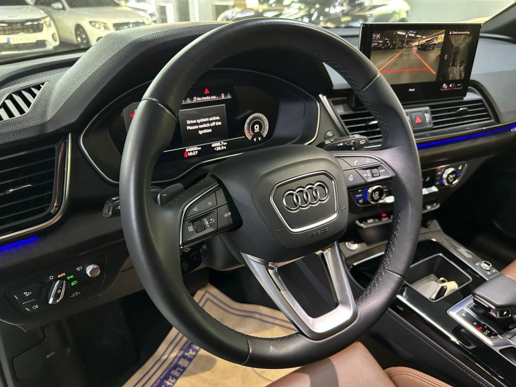 Audi Q5 (80A) 45 TFSI Quattro Premium