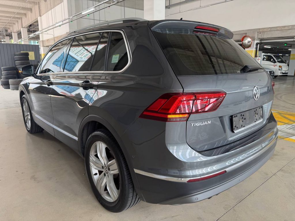 Volkswagen Tiguan 2 gen 2.0 TDI Prestige 4MOTION