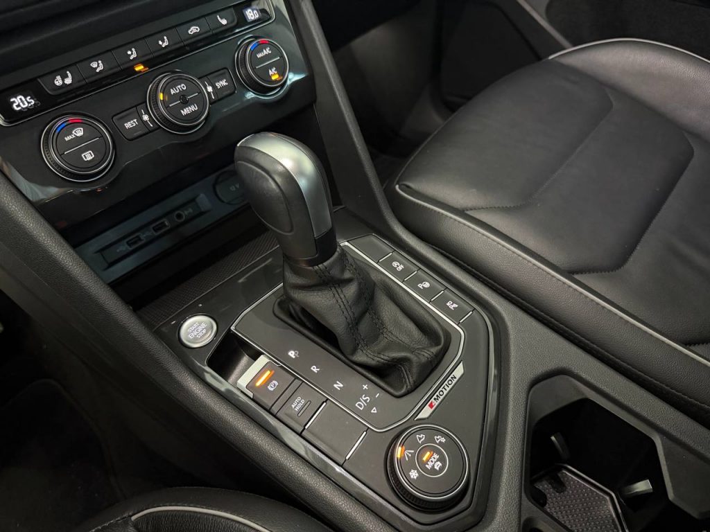 Volkswagen Tiguan 2 gen 2.0 TDI Prestige 4MOTION