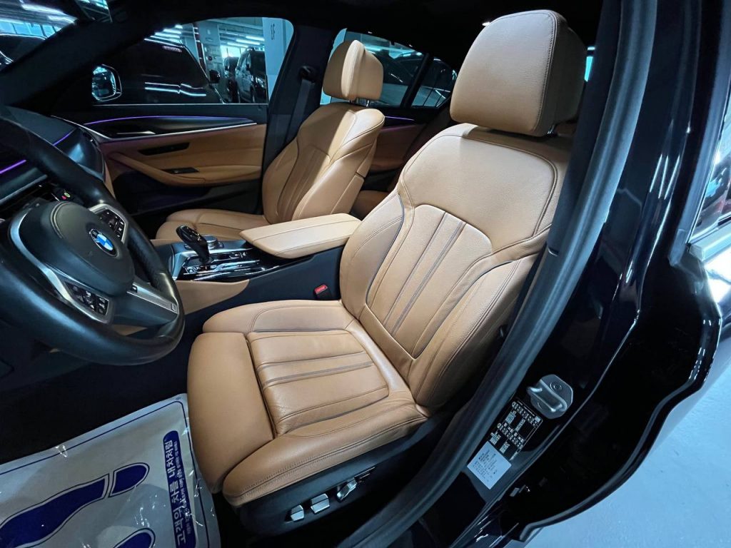 BMW (G30) 520i M Sport