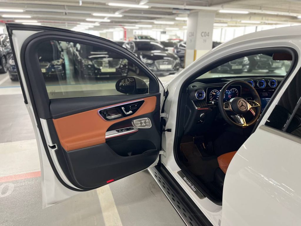 Mercedes Benz X254 GLC300 4MATIC Avantgarde Coupe