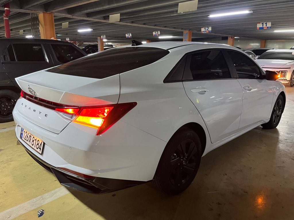 Hyundai The New Avante (CN7) 1.6 Modern