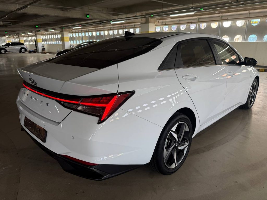 Hyundai The New Avante (CN7) 1.6 Inspiration