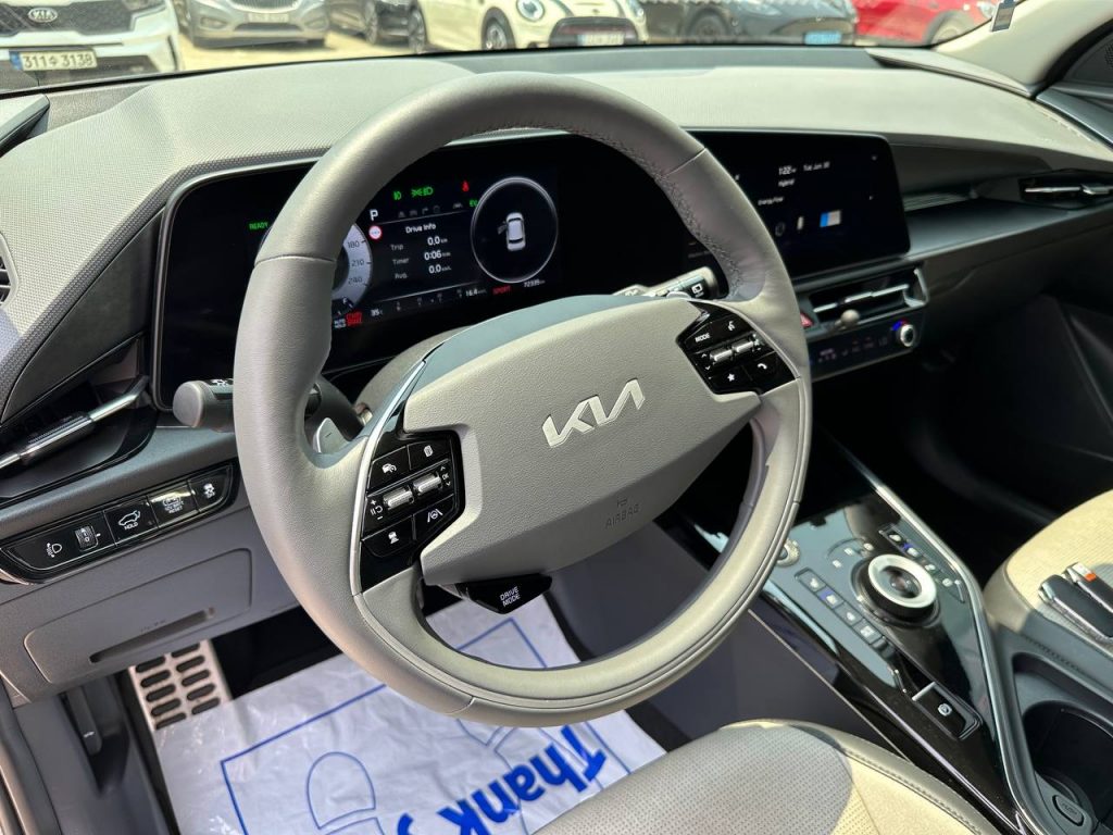 Kia All New Niro HEV Signature