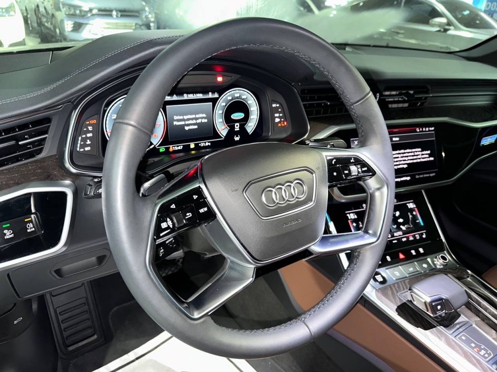 Audi A6 (C8) 45 TFSI Quattro Premium