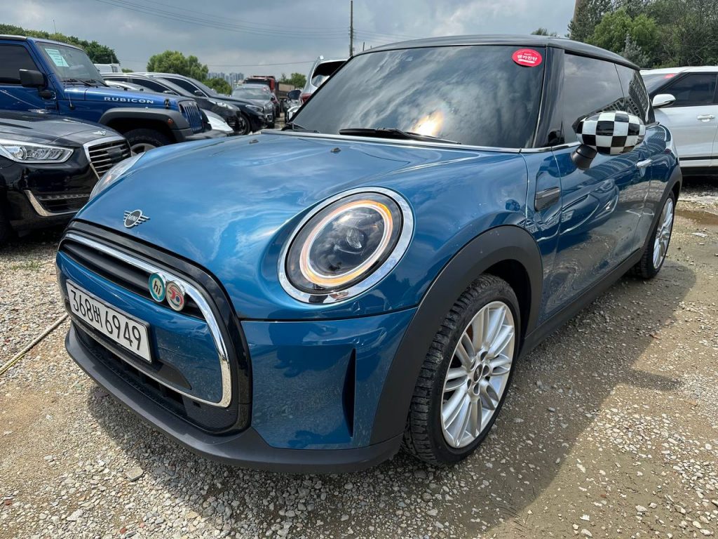 Mini Cooper 3 gen Classic Plus Launch Pack