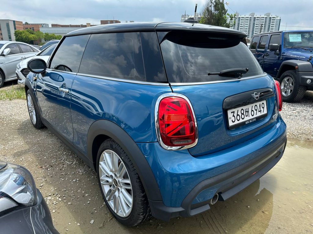Mini Cooper 3 gen Classic Plus Launch Pack