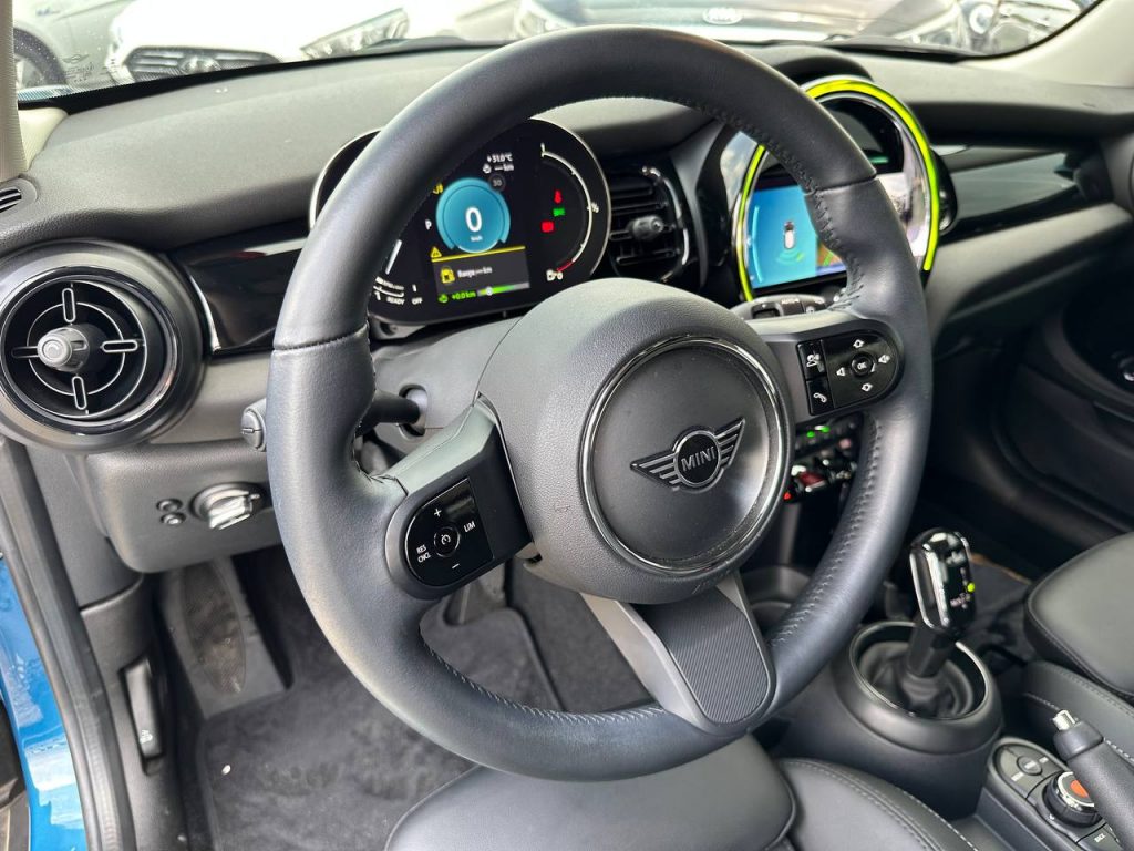 Mini Cooper 3 gen Classic Plus Launch Pack