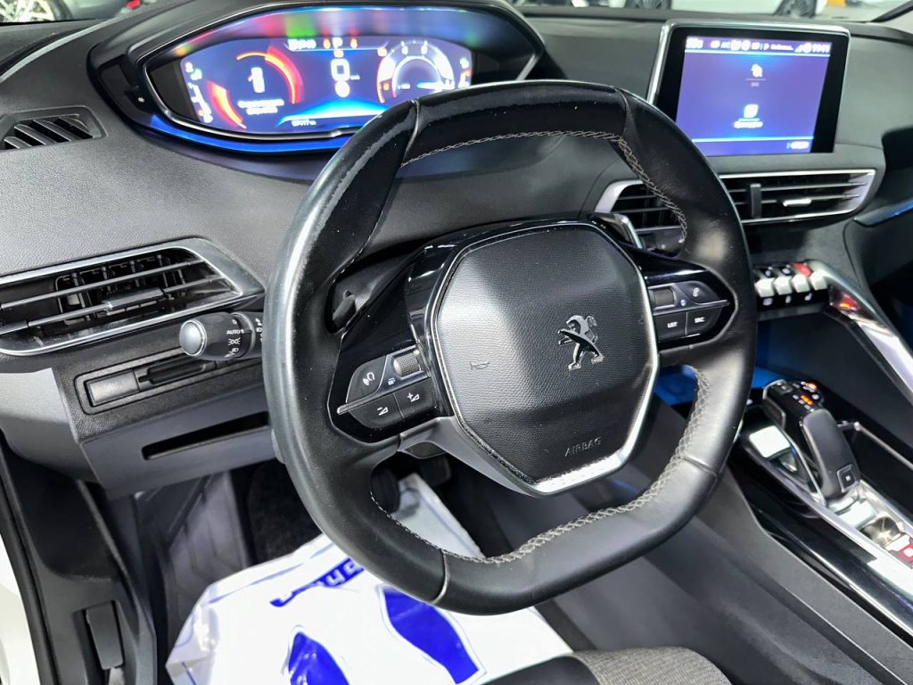 Peugeot 3008 1.6 BlueHDi Allure