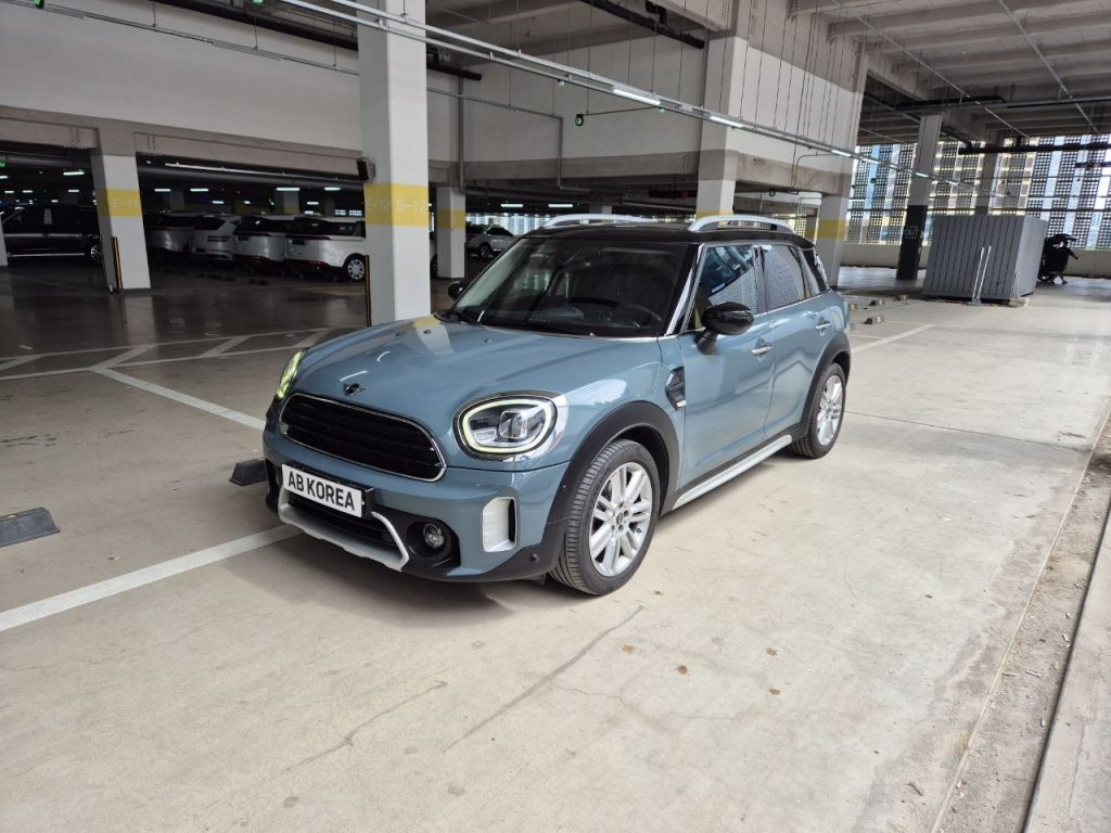 Mini Cooper Countryman 2nd gen HIGH