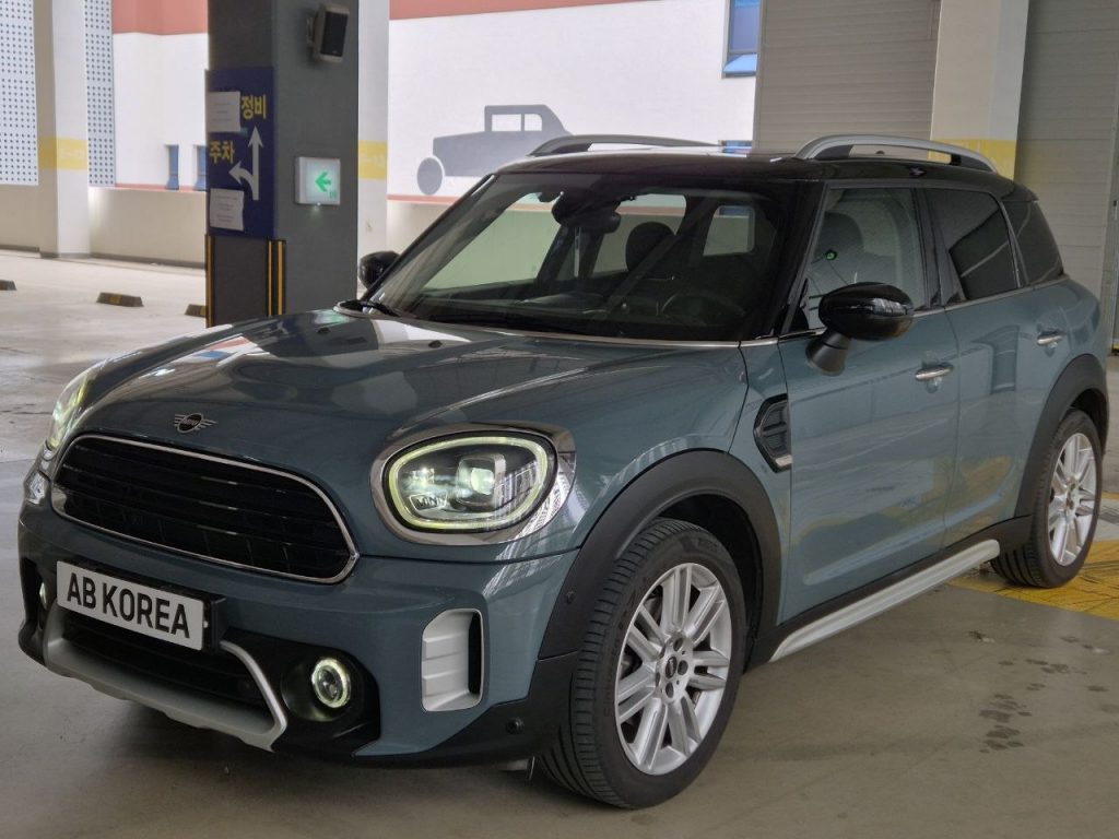 Mini Cooper Countryman 2nd gen HIGH