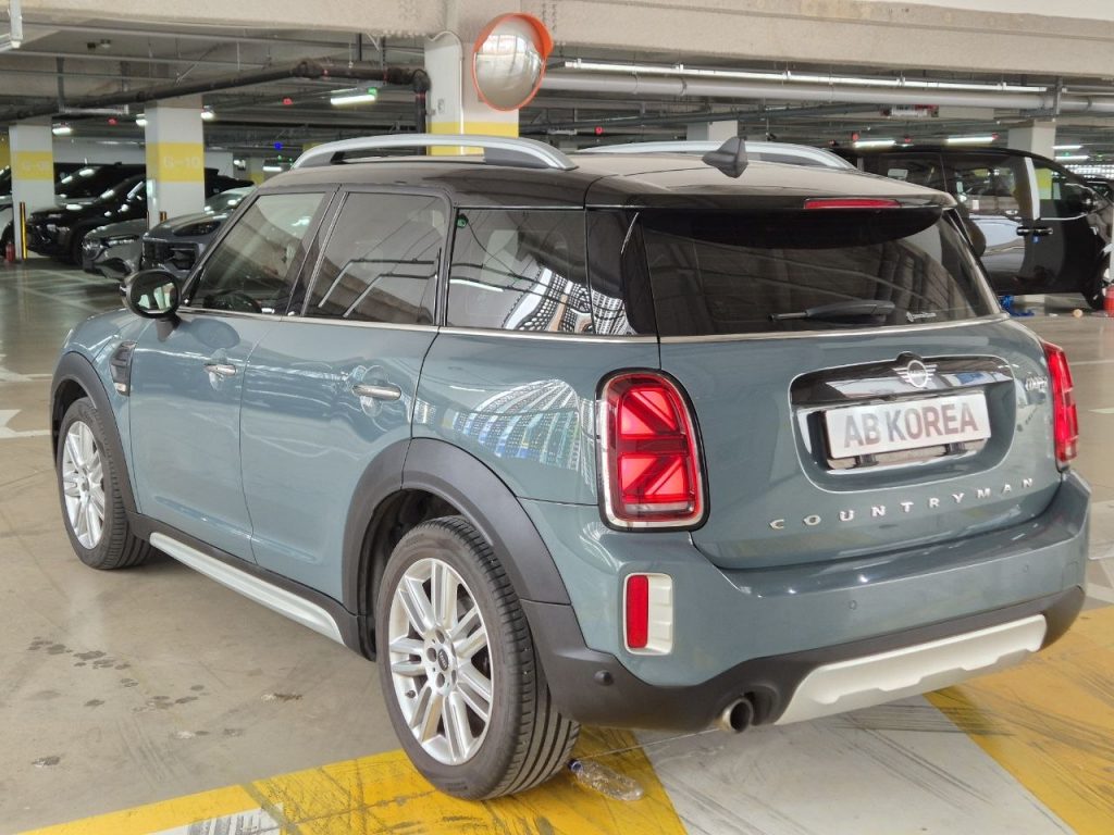 Mini Cooper Countryman 2nd gen HIGH