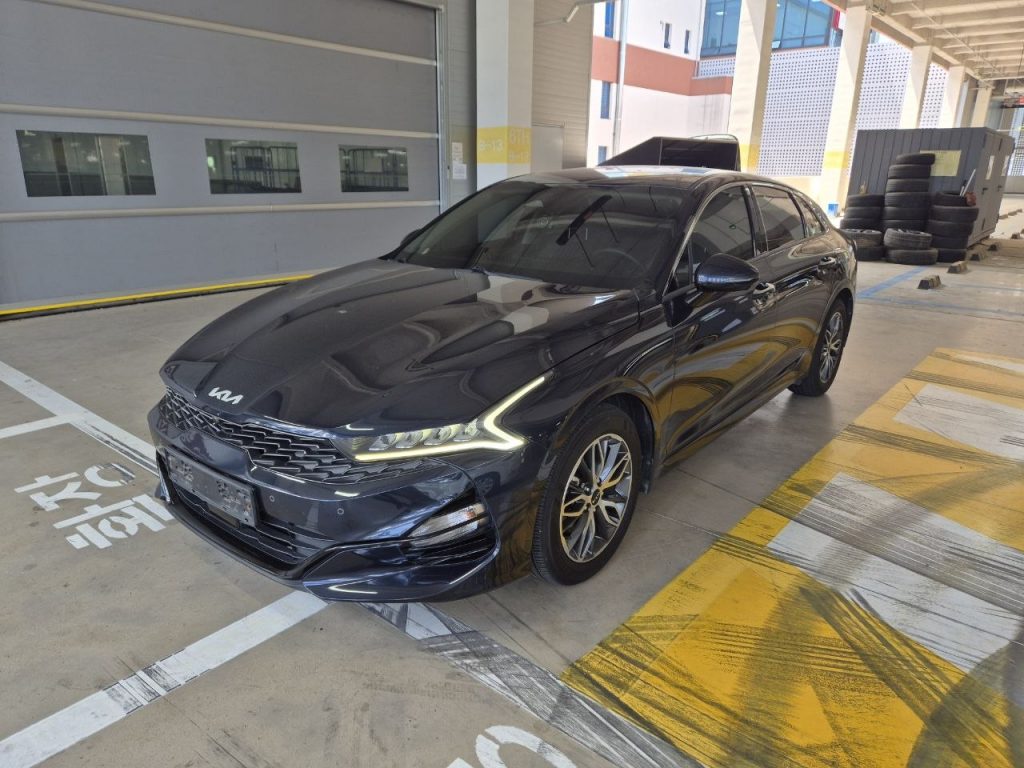 Kia K5 3gen 2.0 Noblesse
