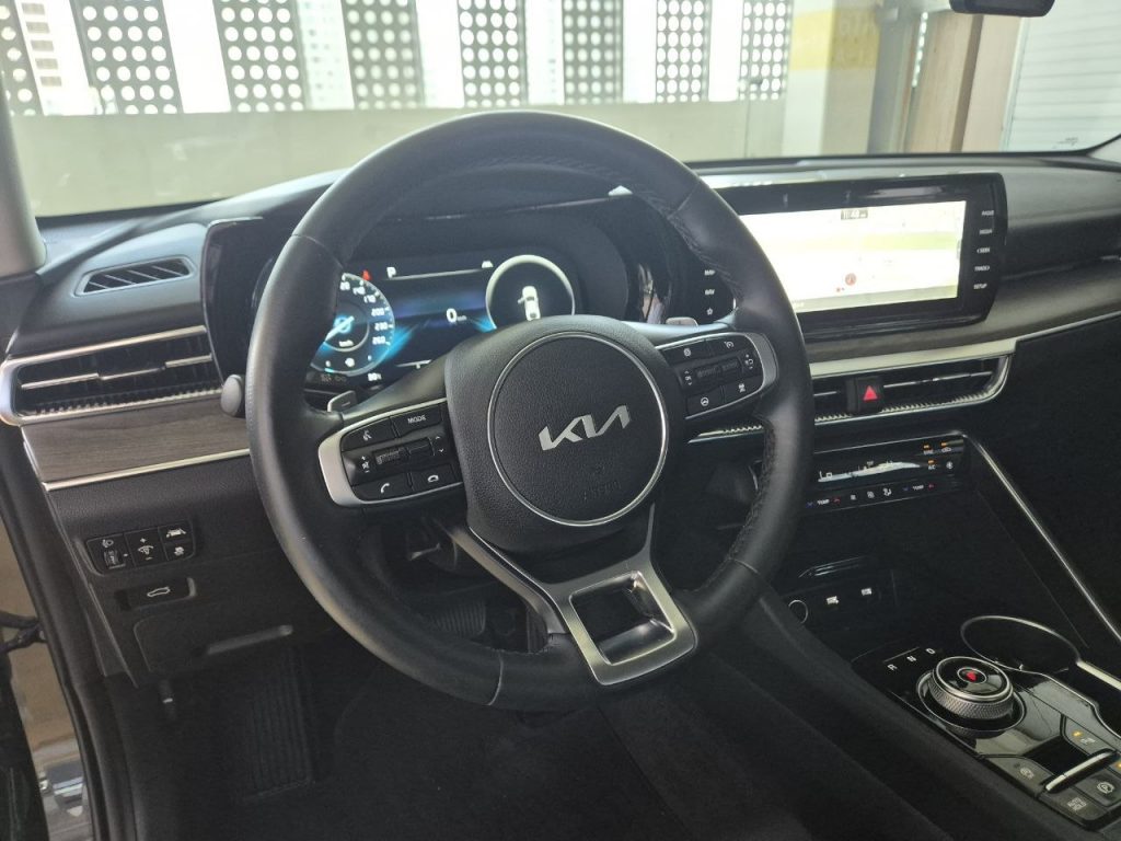 Kia K5 3gen 2.0 Noblesse