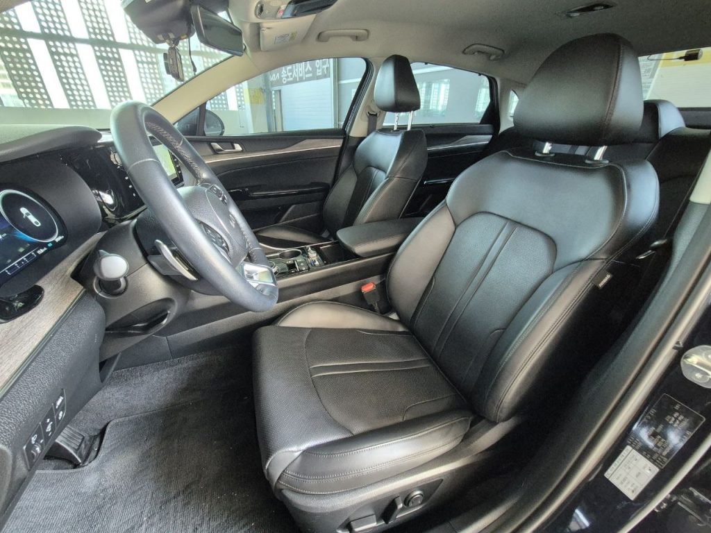 Kia K5 3gen 2.0 Noblesse